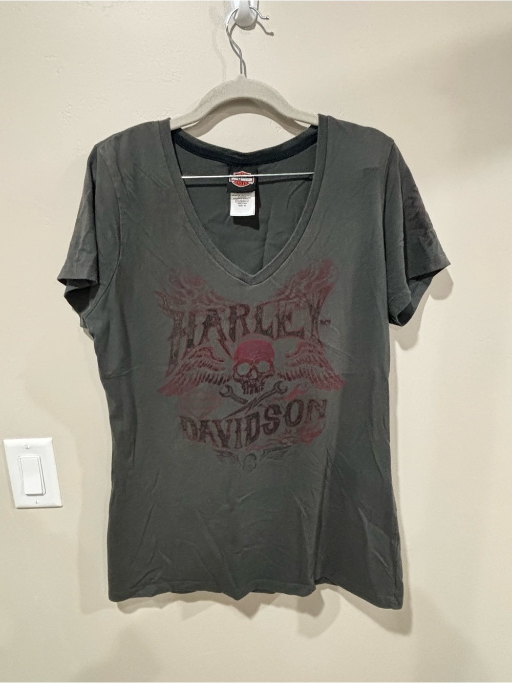 Harley-Davidson Black V-Neck Tee with Faded Red Skull Graphic
